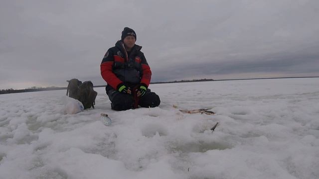 Здесь без рыбы не останешься/рыбалок одинаковых не бывает смотреть онлайн