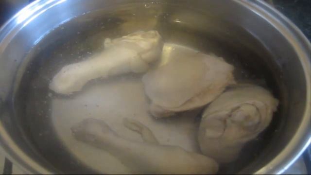 Куриный бульон со спагетти и вареным яйцом смотреть онлайн