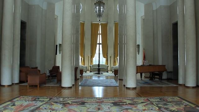 Visite de la Résidence de France à Belgrade смотреть онлайн