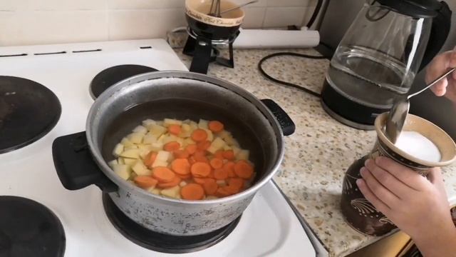 Первый Алешкин суп.