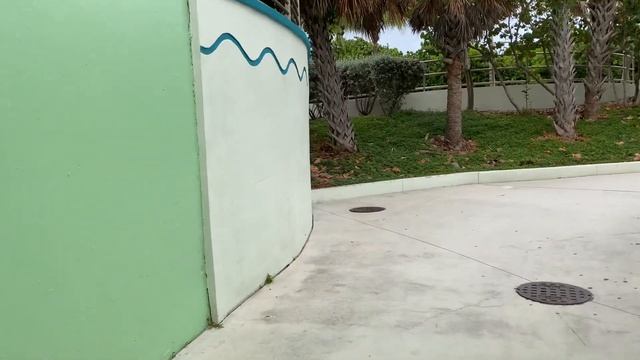 ? свет в конце ТУННЕЛЯ ? нудистский пляж Miami Beach Florida USA FLORIDAYALTA 04.06.2021