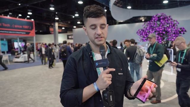 Royole FlexPai - CES 2020 смотреть онлайн