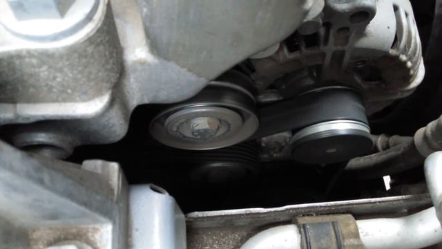 Свист приводного ремня на холодную. VW Touran 1,4 TSI смотреть онлайн
