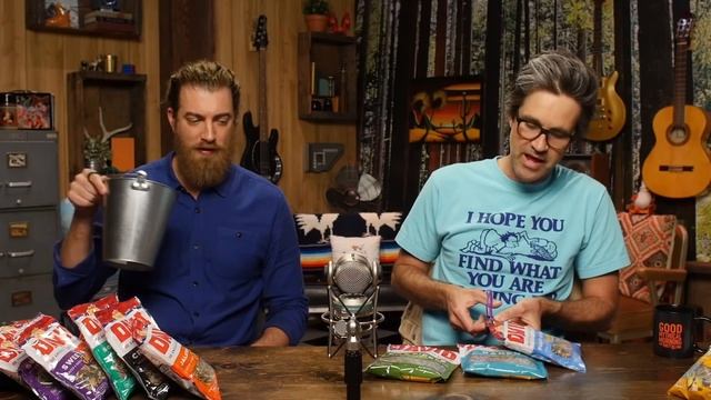 Rhett Mistakes Link for Danny DeVito... смотреть онлайн