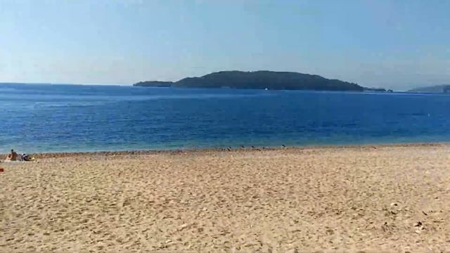 Октябрь в Черногории - на пляже Каменово жарим шашлык смотреть онлайн