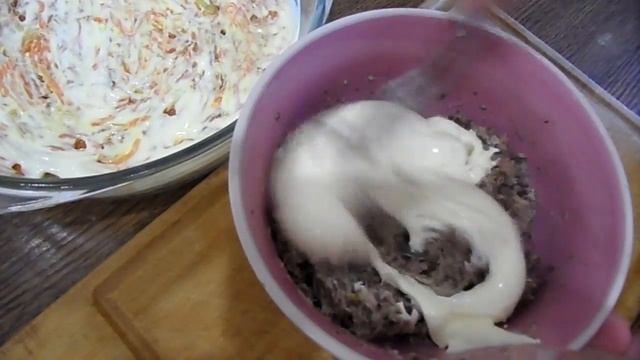 Салат мимоза с тунцом и рубленой скумбрией смотреть онлайн