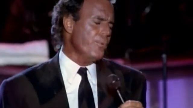 Julio Iglesias - Moonlight Lady (from Starry Night Concert) смотреть онлайн