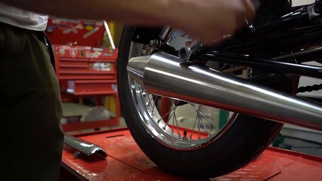TU250X Brogue Bolt On Muffler and Booster Plug Installation Video смотреть онлайн