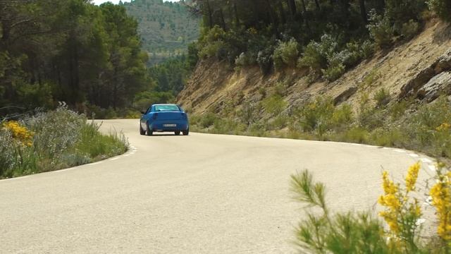 Fiat Coupe 20V Turbo: La Macchina de sonido endiablado [#USPI - #POWERART] S09-E15 смотреть онлайн