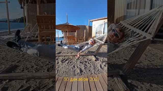 +25 в Турции в декабре. Загараем на пляже Чалыш в Фетхие. смотреть онлайн