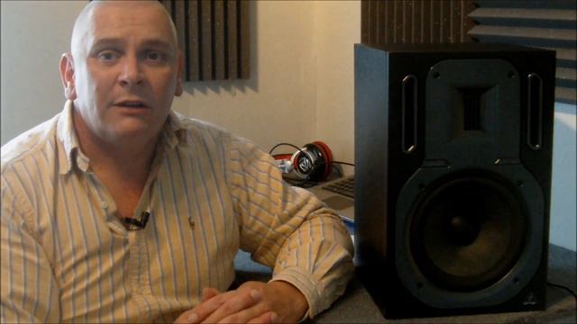 Behringer Truth B3031A Nearfield Monitor Review смотреть онлайн