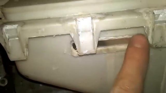 Под стиральной машиной лужа. Самсунг, самый главный недостаток смотреть онлайн