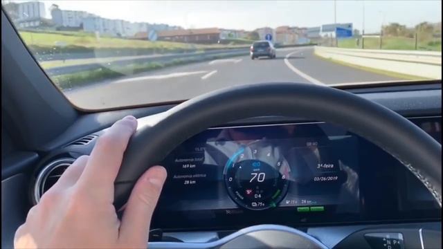 MERCEDES-BENZ E300 TURBO DIESEL HYBRID A 200 KM/H NA AUTOBAHN | TEST DRIVE ONBOARD POV GOPRO смотреть онлайн