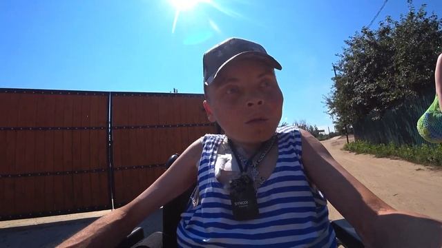 Приехал Друг из МОСКВЫ и Понеслась Жара смотреть онлайн