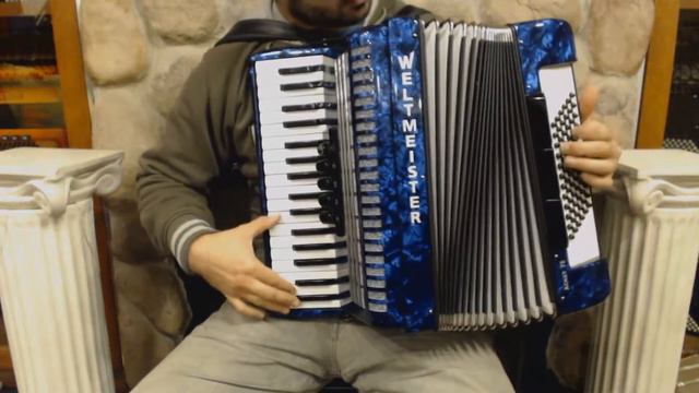 WELTACHIII72BL - Blue Weltmeister Achat Piano Accordion LMM 34 72 $2499 смотреть онлайн