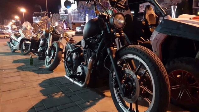 HONDA nv750 custom смотреть онлайн