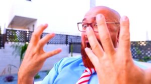 КУКЛА ВУДУ в Реальной Жизни ! *Контролирует нас 24 часа*