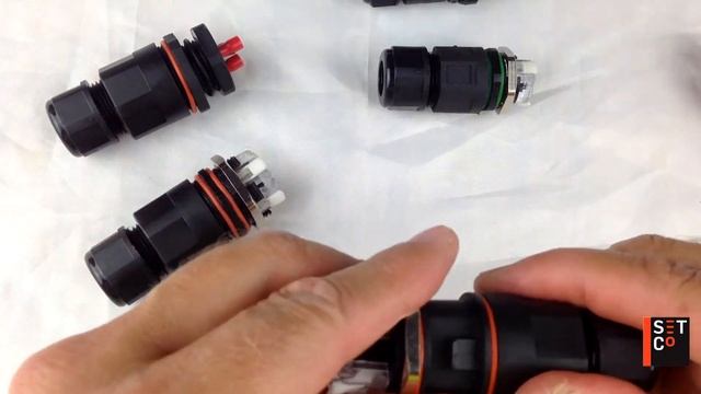 Коннекторы для проводов герметичные IP68 линейные рычажковые «кабель-панель». Обзор продукции SINEY смотреть онлайн