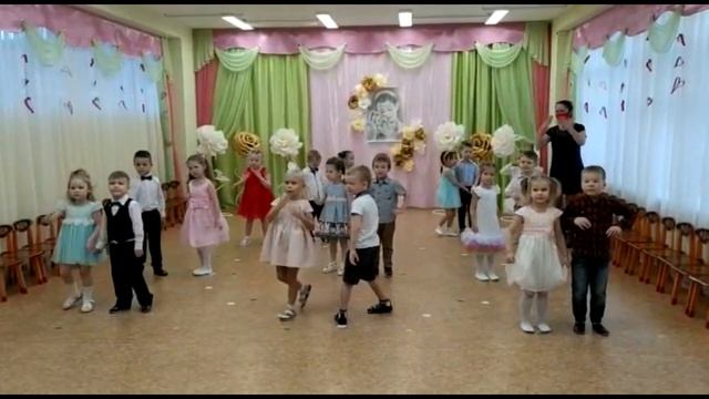 Тигрята для мамы. ДОУ №7 смотреть онлайн