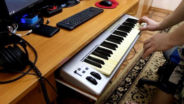 2.8 Обзор клавиатуры M-Audio Keystation 49e смотреть онлайн