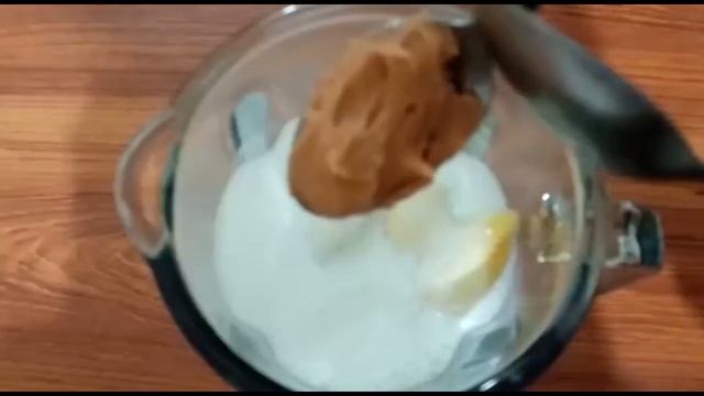 Banana Shake Recipe with Peanut Butter | Banana Shake Banane ka Tarika | Banana Shake with Milk | смотреть онлайн