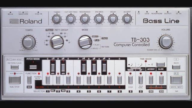 Aromatic(Roland TB-303, Roland TR-909) смотреть онлайн