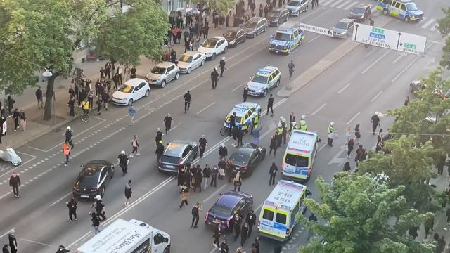 Blacklivesmatter-demonstration, vasastan Stockholm смотреть онлайн