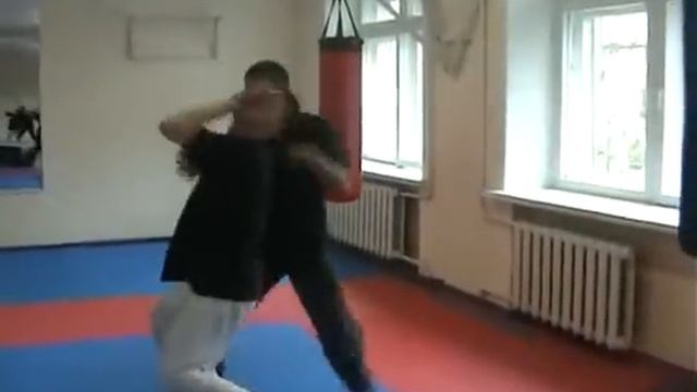 Вот как надо тренироваться http://www.crbs.ru/ смотреть онлайн