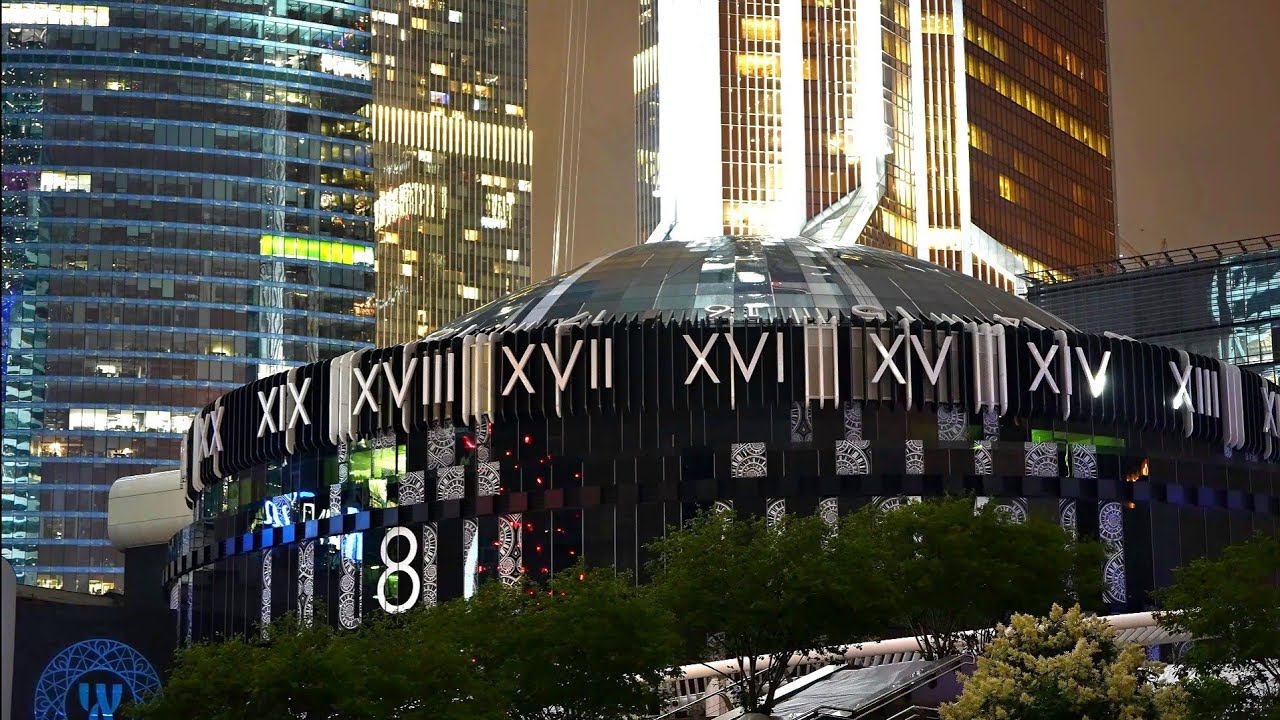 Москва Сити: ночная прогулка во время дождя. Sony FE 70-200mm f/2.8 GM OSS II смотреть онлайн