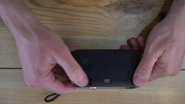AgfaPhoto Reusable 35mm Film Camera Unboxing and First Impressions смотреть онлайн