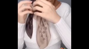 Как завязать платок на шею - 11 способов. Как красиво завязать платок