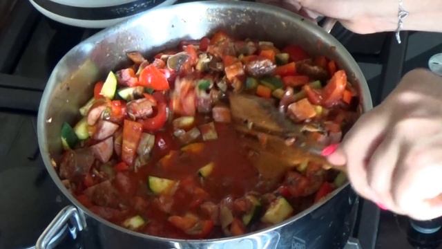 WYŚMIENITE LECZO смотреть онлайн