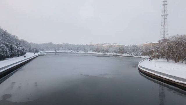 Зимняя река Свислочь 9 января 2021 года. смотреть онлайн