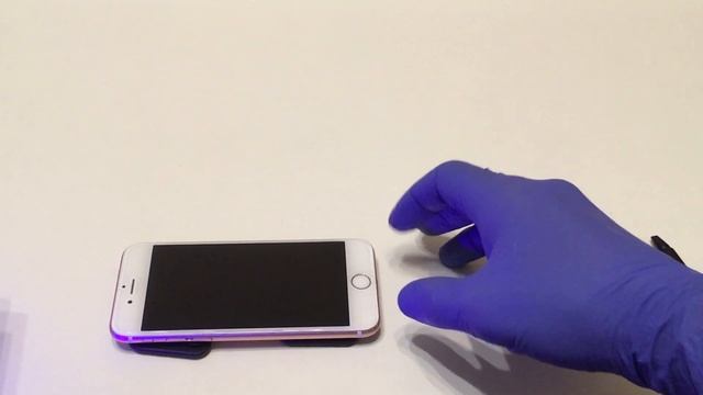 Стекло с УФ лампой на iPhone смотреть онлайн