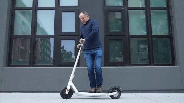 The Safest Scooter? Okai Neon Electric Scooter Review смотреть онлайн