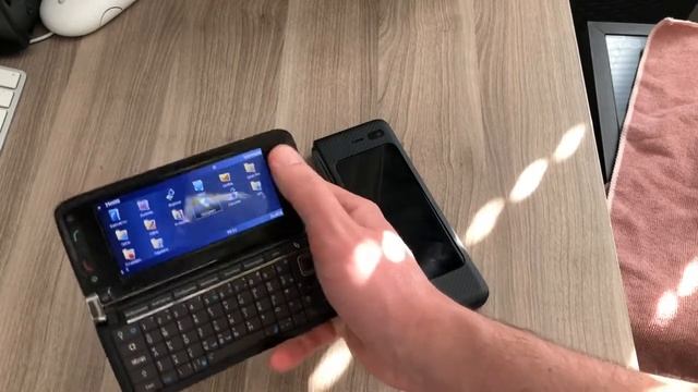 Nokia E90 vs. Galaxy Fold. 13 лет разницы. смотреть онлайн
