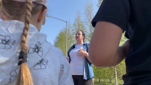 Поисковая-спасательная организация «ЛизаАлерт» провела профилактическую беседу с юными сургутянами смотреть онлайн