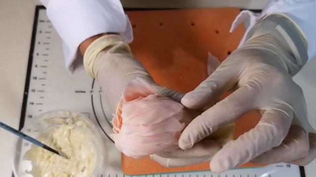 Ранункулюс из пластичного шоколада смотреть онлайн