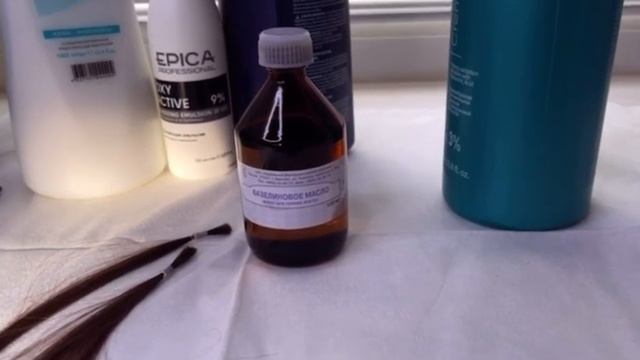 Вазелиновое масло в обесцвечивающий состав. смотреть онлайн