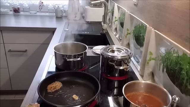 Котлеты из филе!Броколи!Пюре!Соус! смотреть онлайн