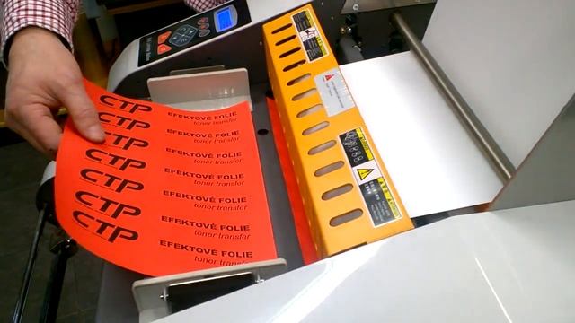 Laminátor GAMA 36M - aplikace efektové folie смотреть онлайн