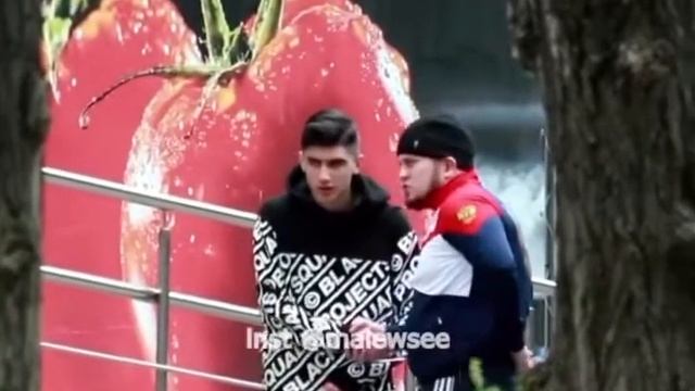 Кто пёрнул раз, пёрнет и дважды (ПРАНК) смотреть онлайн