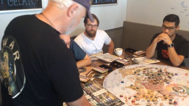 War Room: Dice Roller Cup смотреть онлайн