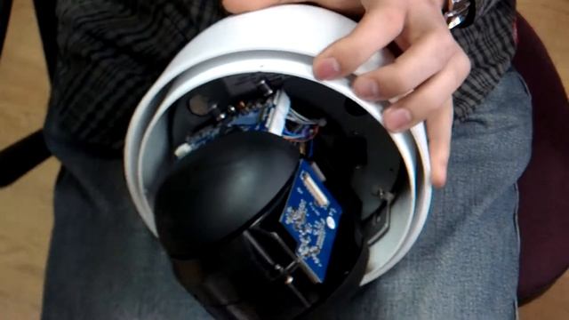 Снятие купола с камеры Beward BD75-1 BD75-5 BD133 BD135 BD137 смотреть онлайн