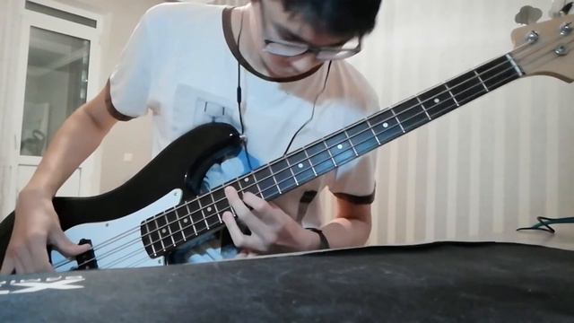 Unravel Tokyo Ghoul OP Bass Cover смотреть онлайн