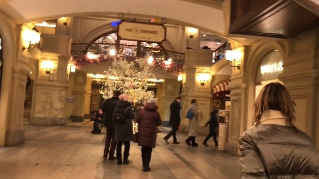 Выгуливаю новые ресницы по красной площади смотреть онлайн