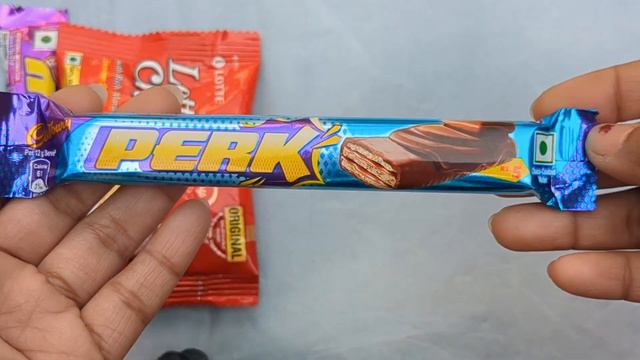 Cadbury Fuse MilkyBar KitKat Amul Bindaaz Snickers Shots Classic Gems 5 Star Chocolate смотреть онлайн