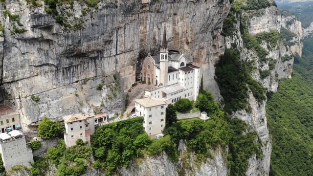 Madonna Della Corona (Italy) AERIAL 4K DRONE VIDEO смотреть онлайн