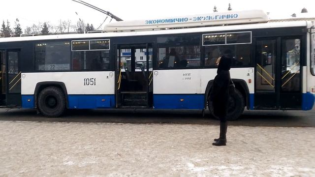 ГОРОД УФА БАШКИРИЯ транспорт 17 02 2024.один № 22 \ 1051 на весь город сегодня в уфе. больше нет смотреть онлайн