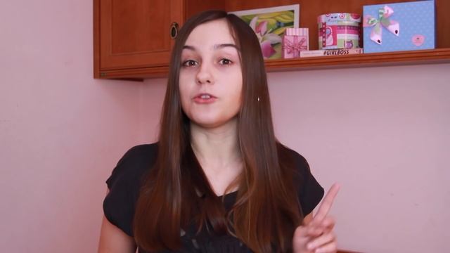 ПОЛЕЗНОЕ ВИДЕО: Что делать, если человек упал в обморок? смотреть онлайн